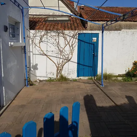 Maisonette 4 Pers En Centre-ville Avec Garage, Cour Et Proximite - Fr-1-194-273 펜션 *